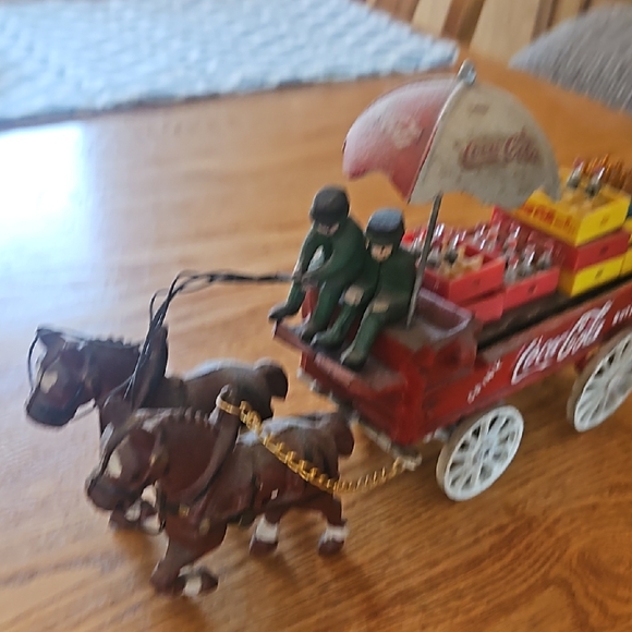 Coca Cola Red Cars & Vehicles Toy - Picture 4 of 7